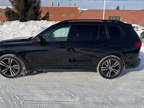 Used 2022 BMW X7 xDrive40i w/ M Sport Package image 8