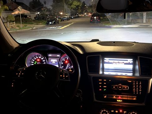 Used 2015 Mercedes-Benz ML 350 2WD image 9