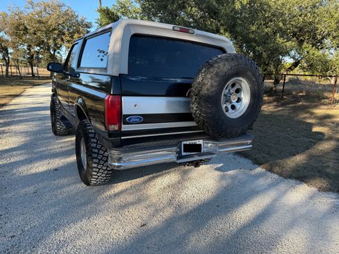 Used 1996 Ford Bronco image 8