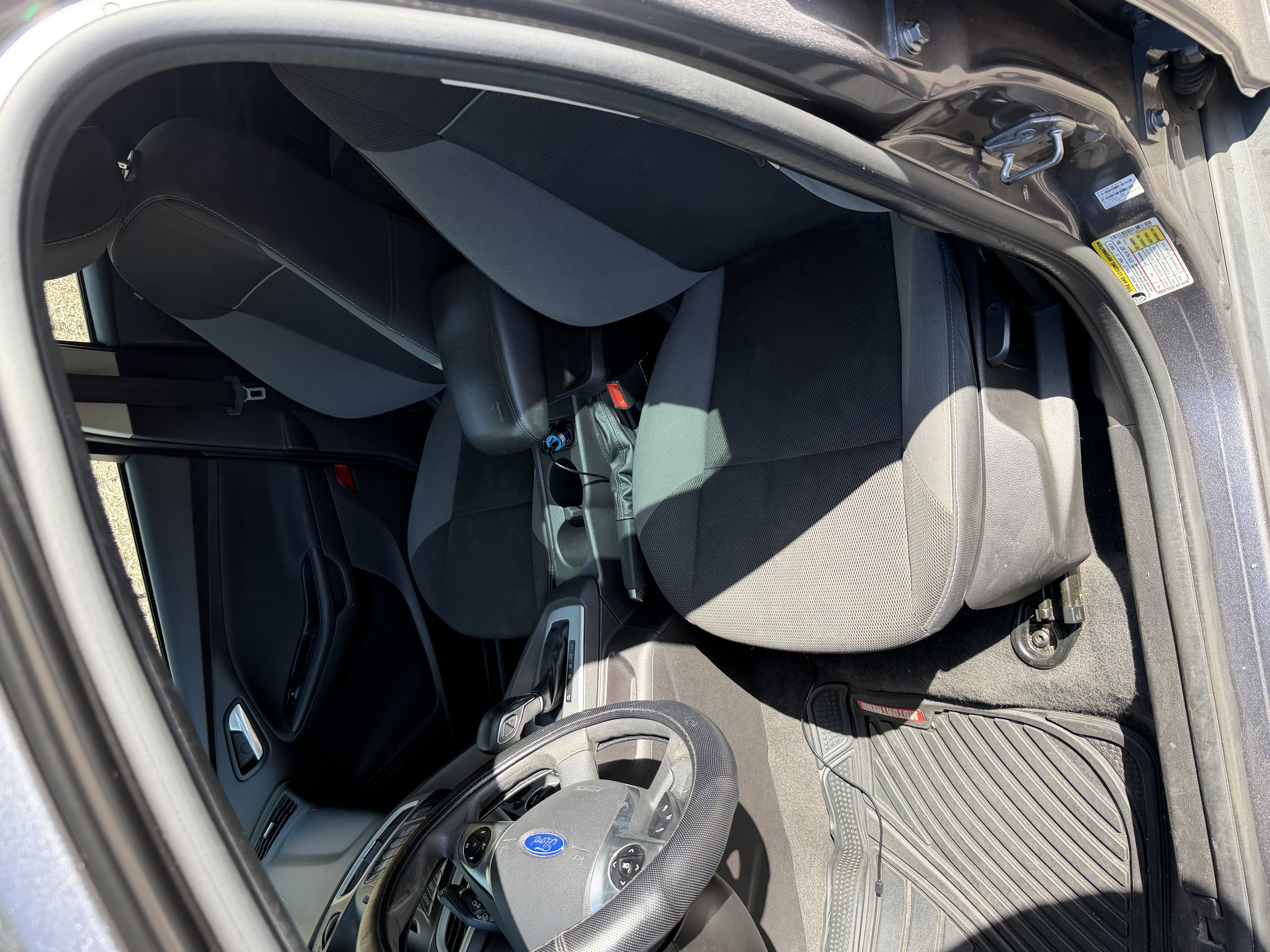 Used 2014 Ford Focus SE FWD image 9