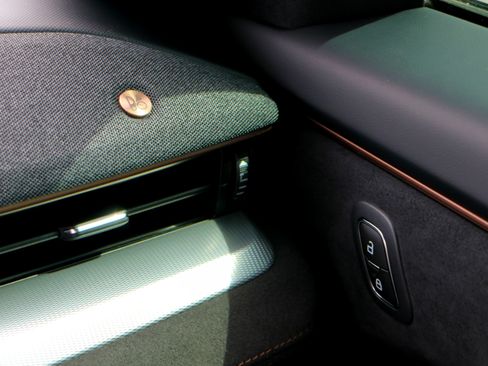 Used 2022 Ford Mustang Mach-E GT image 28