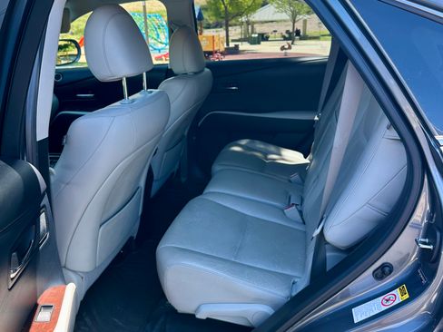 Used 2012 Lexus RX 450h AWD w/ Luxury Pkg image 11