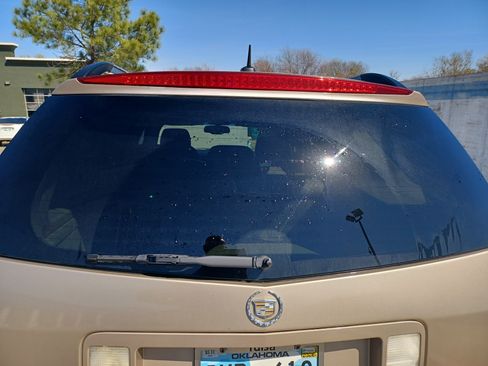 Used 2005 Cadillac SRX Luxury image 13