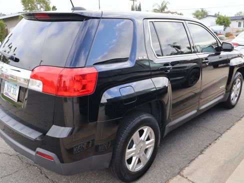 Used 2015 GMC Terrain SLE FWD image 12