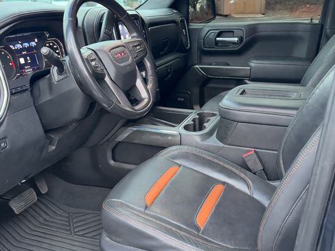 Used 2020 GMC Sierra 1500 AT4 w/ AT4 Premium Package image 4