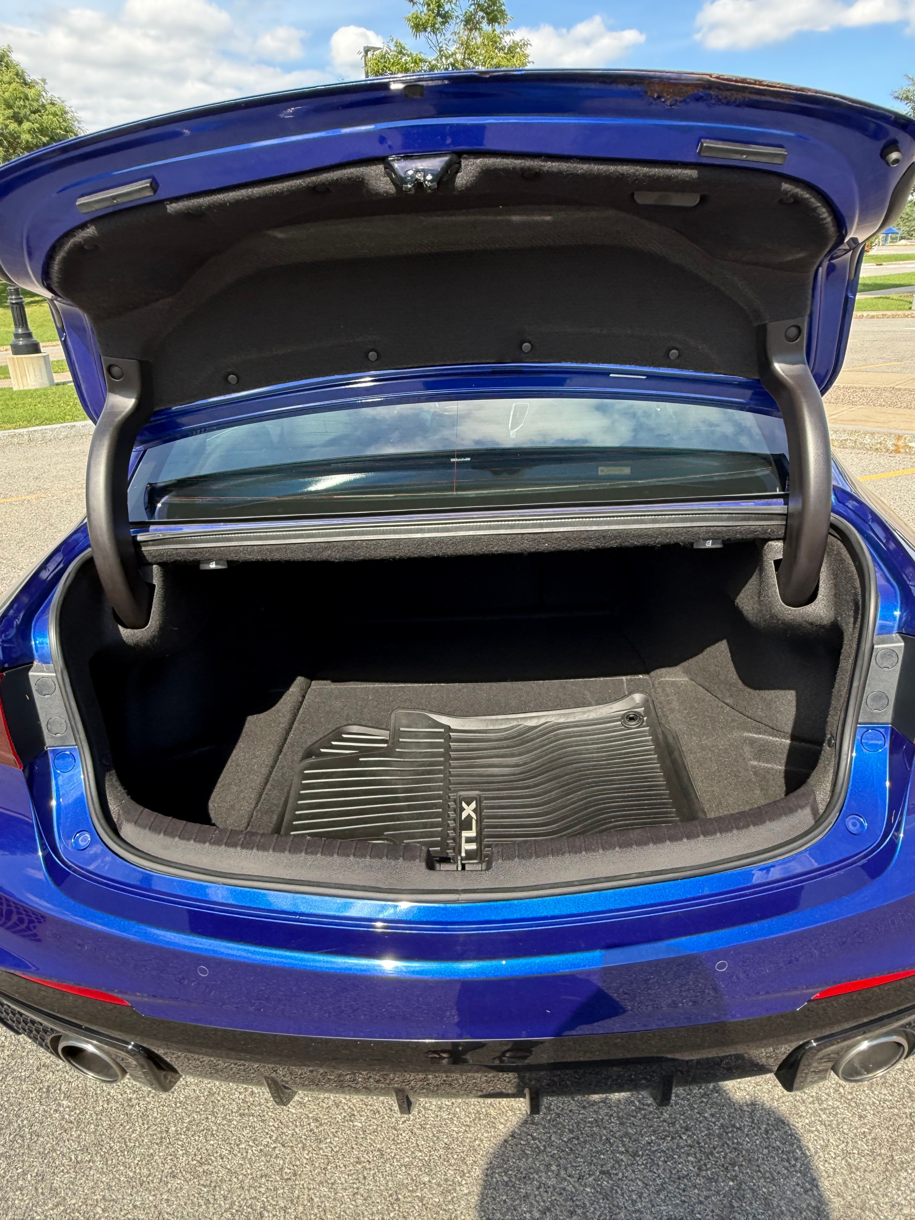 Used 2019 Acura TLX w/ Technology & A-SPEC Package FWD image 11