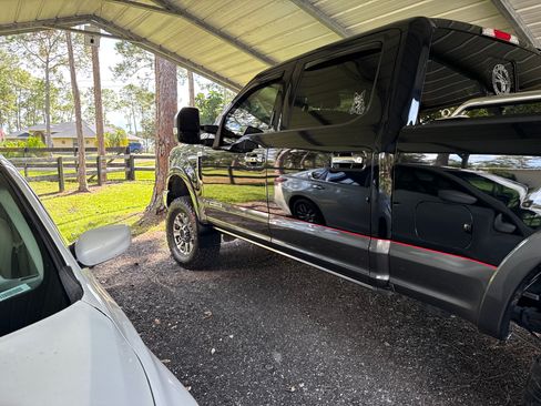 Used 2019 Ford F350 Lariat w/ Lariat Ultimate Package image 6