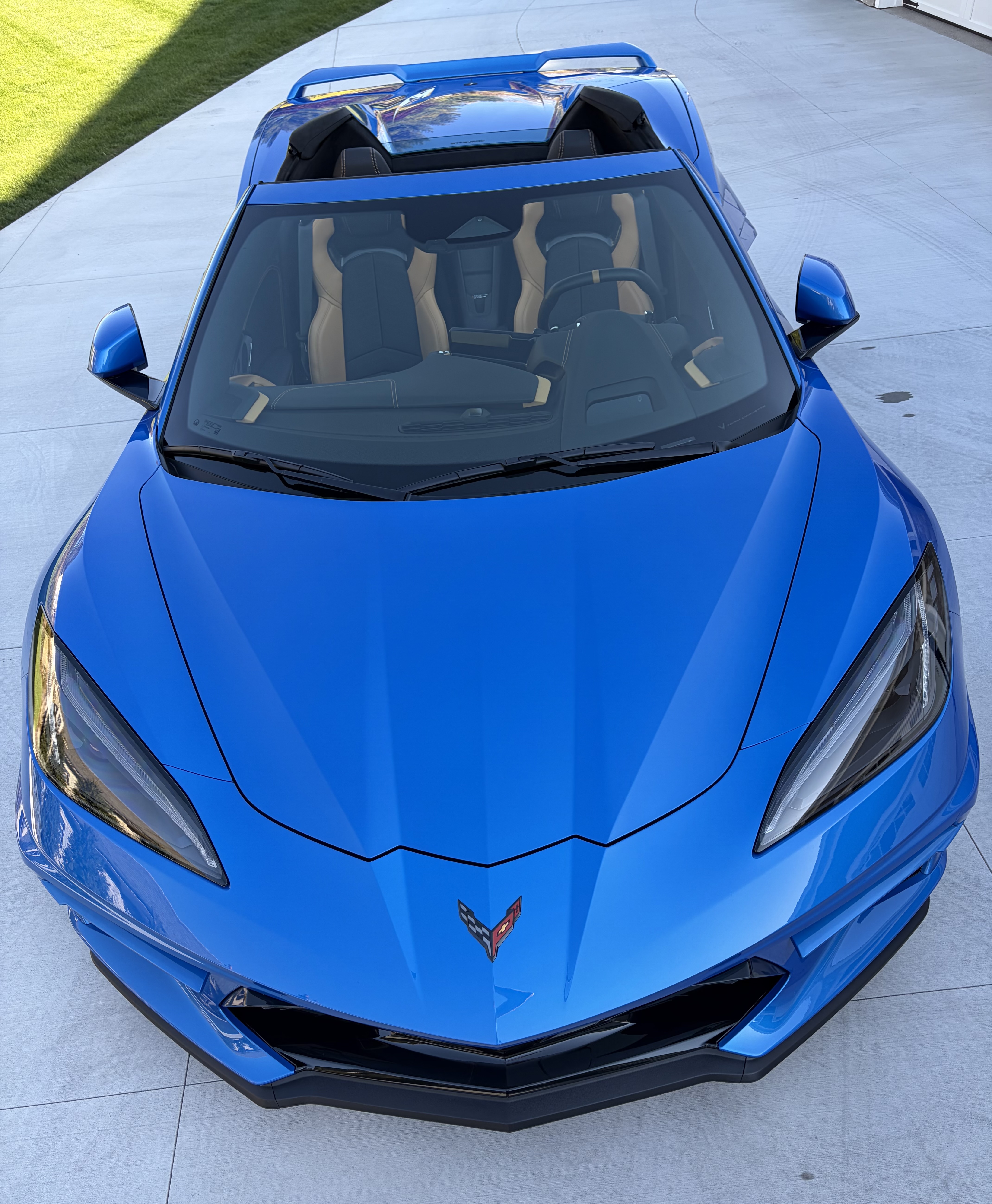 Used 2024 Chevrolet Corvette Stingray Premium Conv w/ Z51 Performance Package RWD image 4
