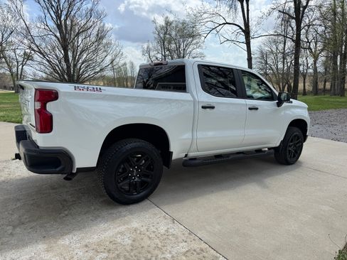Used 2024 Chevrolet Silverado 1500 Custom Trail Boss w/ Turbomax Blackout Package image 1