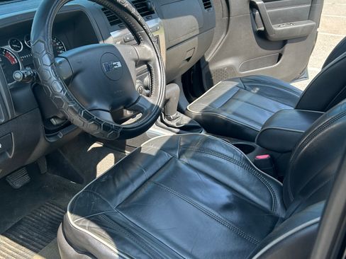 Used 2007 HUMMER H3 AWD/4WD image 9