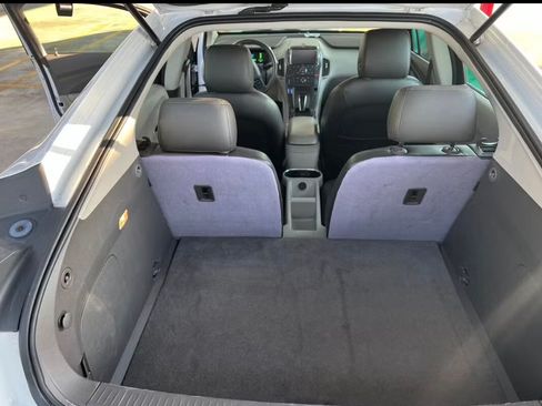 Used 2015 Chevrolet Volt image 16