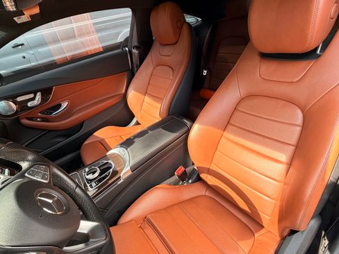 Used 2017 Mercedes-Benz C 300 4MATIC Coupe image 4