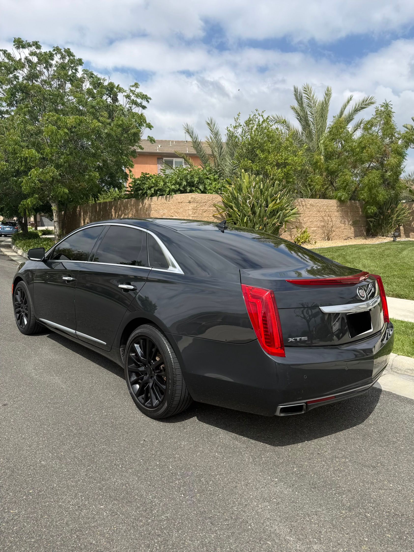 Used 2014 Cadillac XTS Luxury FWD image 5