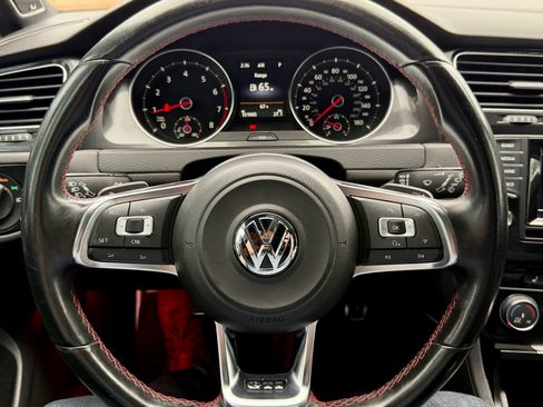 Used 2015 Volkswagen GTI SE w/ Lighting Package (SEL) image 9