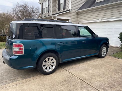 Used 2011 Ford Flex SE w/ Trailer Tow Pkg Class III image 5