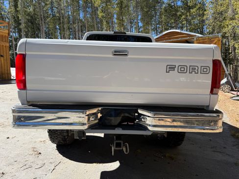 Used 1996 Ford F250 Short Bed image 1