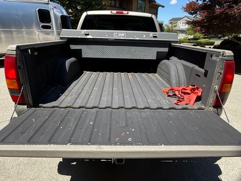 Used 2003 GMC Sierra 1500 Denali AWD/4WD image 13