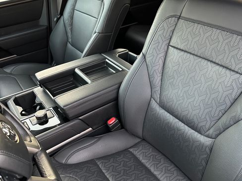 Used 2022 Toyota Tundra Limited w/ TRD Off-Road Package image 16