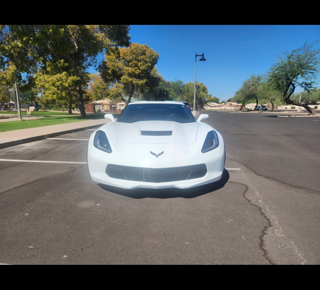 Used 2019 Chevrolet Corvette Stingray Coupe w/ 1LT RWD image 5