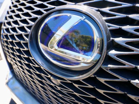 Used 2018 Lexus RX 450h F Sport w/ 3500 lbs Tow Prep Package AWD/4WD image 17