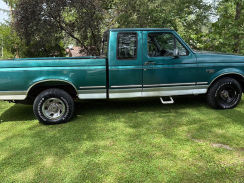 Used 1996 Ford F150 2WD SuperCab image 4
