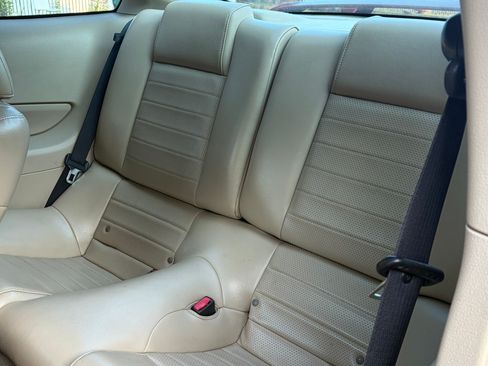 Used 2005 Ford Mustang GT Premium RWD image 4