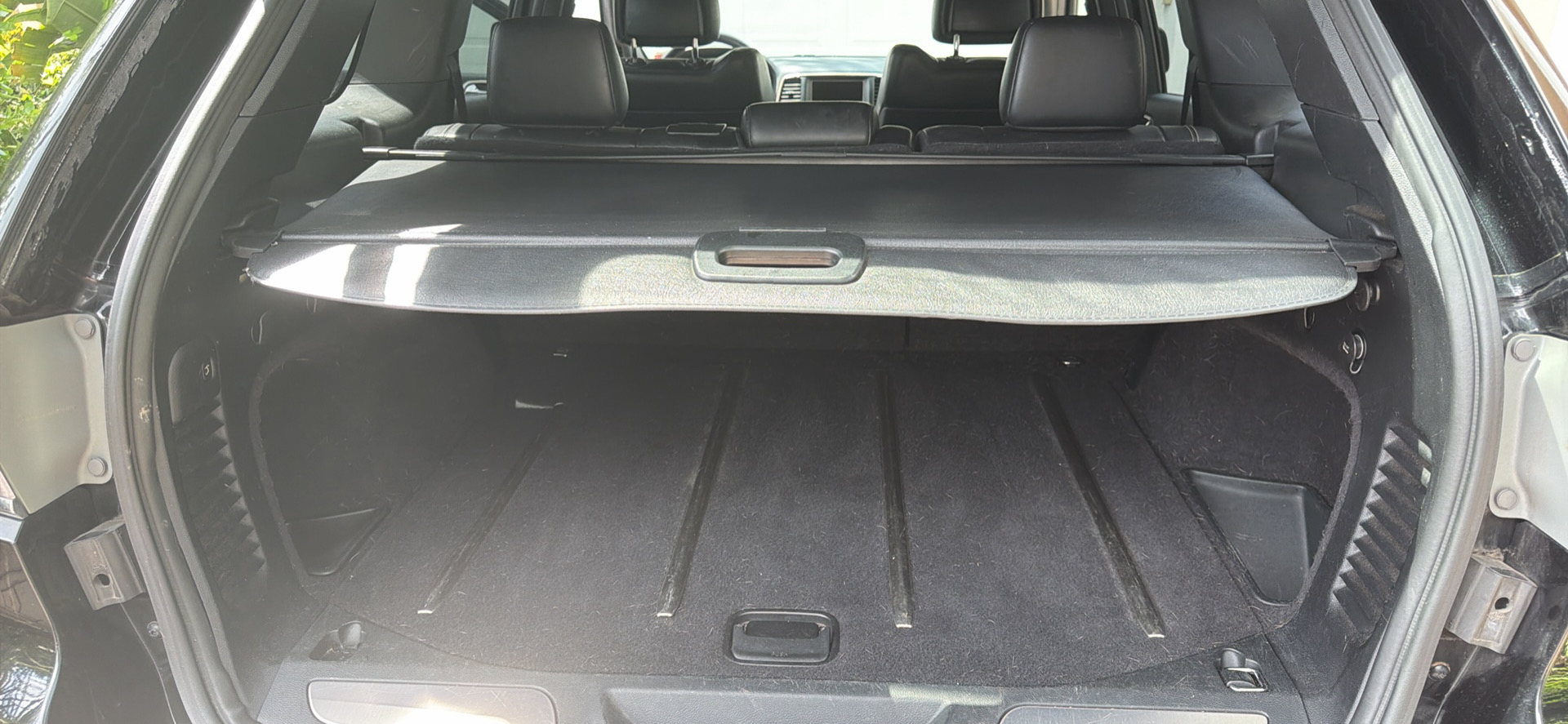 Used 2016 Jeep Grand Cherokee Limited AWD/4WD image 13