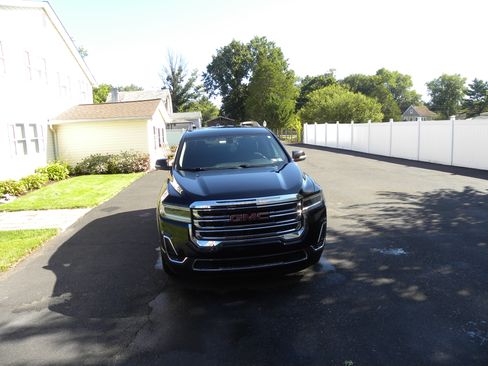 Used 2020 GMC Acadia SLE w/ Driver Convenience Package AWD/4WD image 2