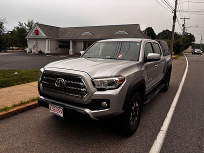 Used 2017 Toyota Tacoma TRD Off-Road w/ Tow Package (A/T)