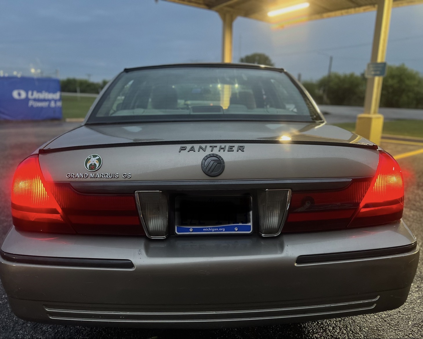 Used 2003 Mercury Grand Marquis GS RWD image 6