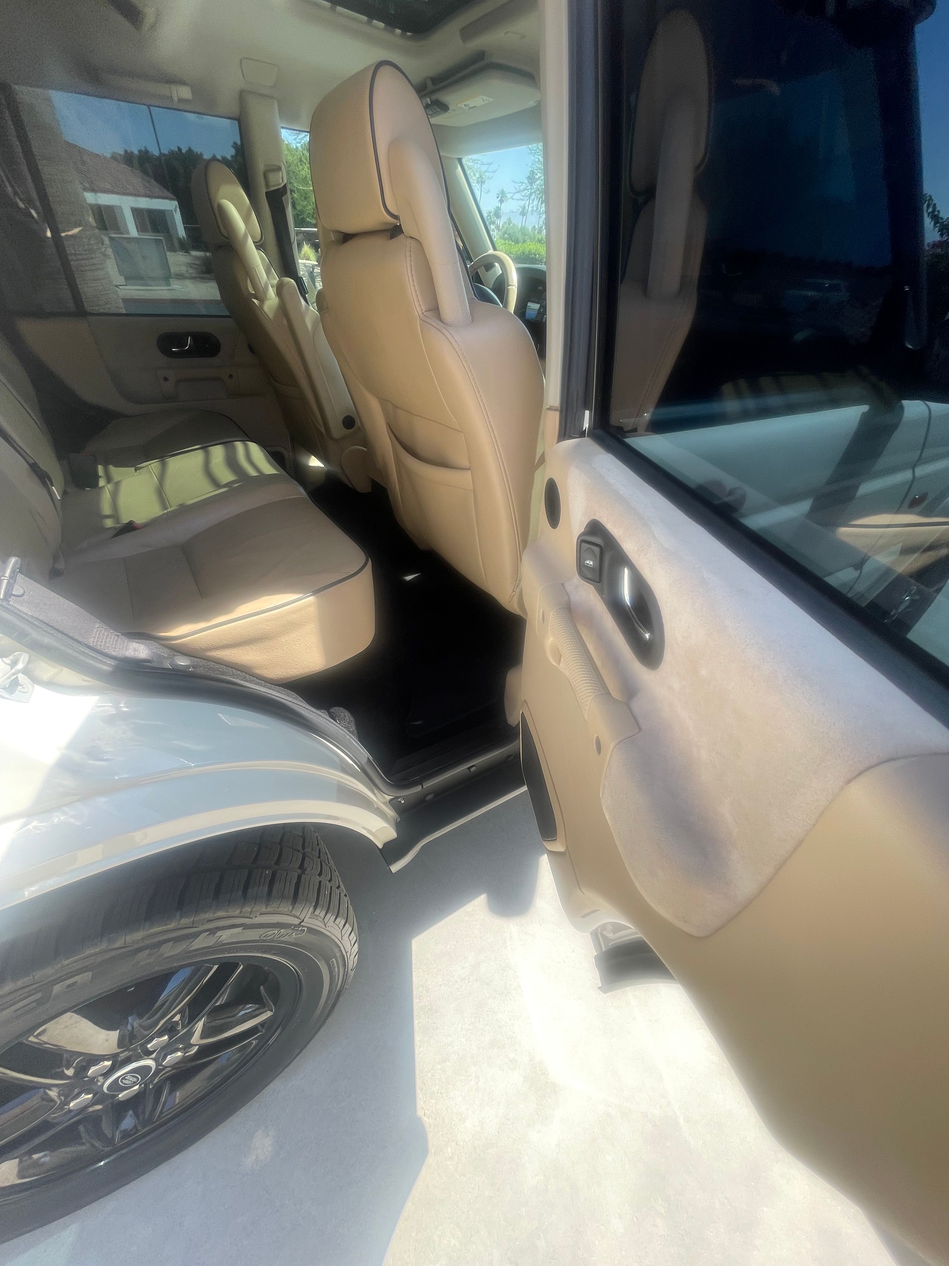 Used 2003 Land Rover Discovery HSE AWD/4WD image 13