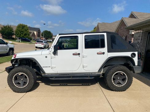 Used 2015 Jeep Wrangler Unlimited Sport w/ Quick Order Package 24S image 5
