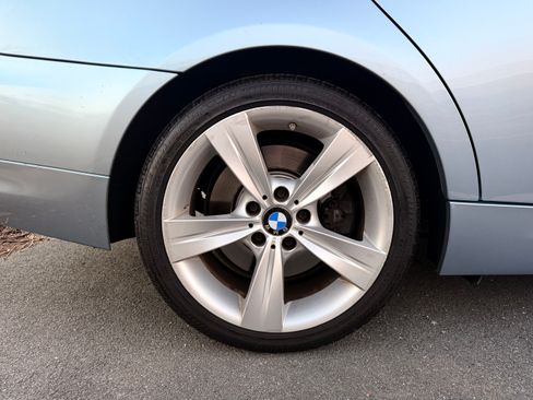 Used 2009 BMW 335i xDrive 335i xDrive Sedan 4D image 12