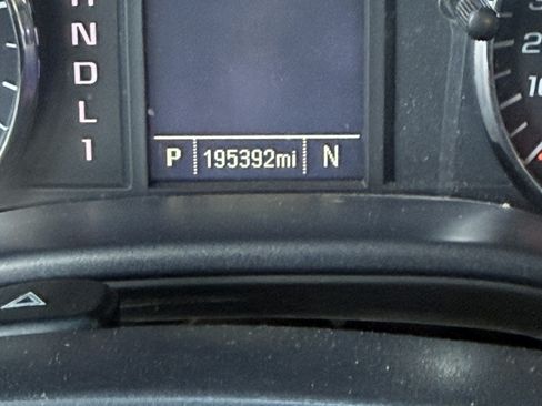 Used 2017 GMC Sierra 2500 2WD Crew Cab w/ Sierra Convenience Package image 6