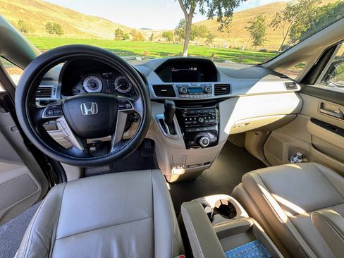 Used 2011 Honda Odyssey EX-L image 21