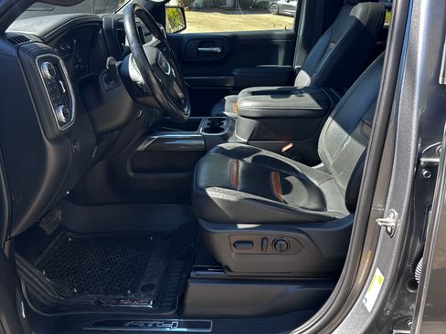 Used 2022 GMC Sierra 1500 AT4 w/ AT4 Premium Package image 8