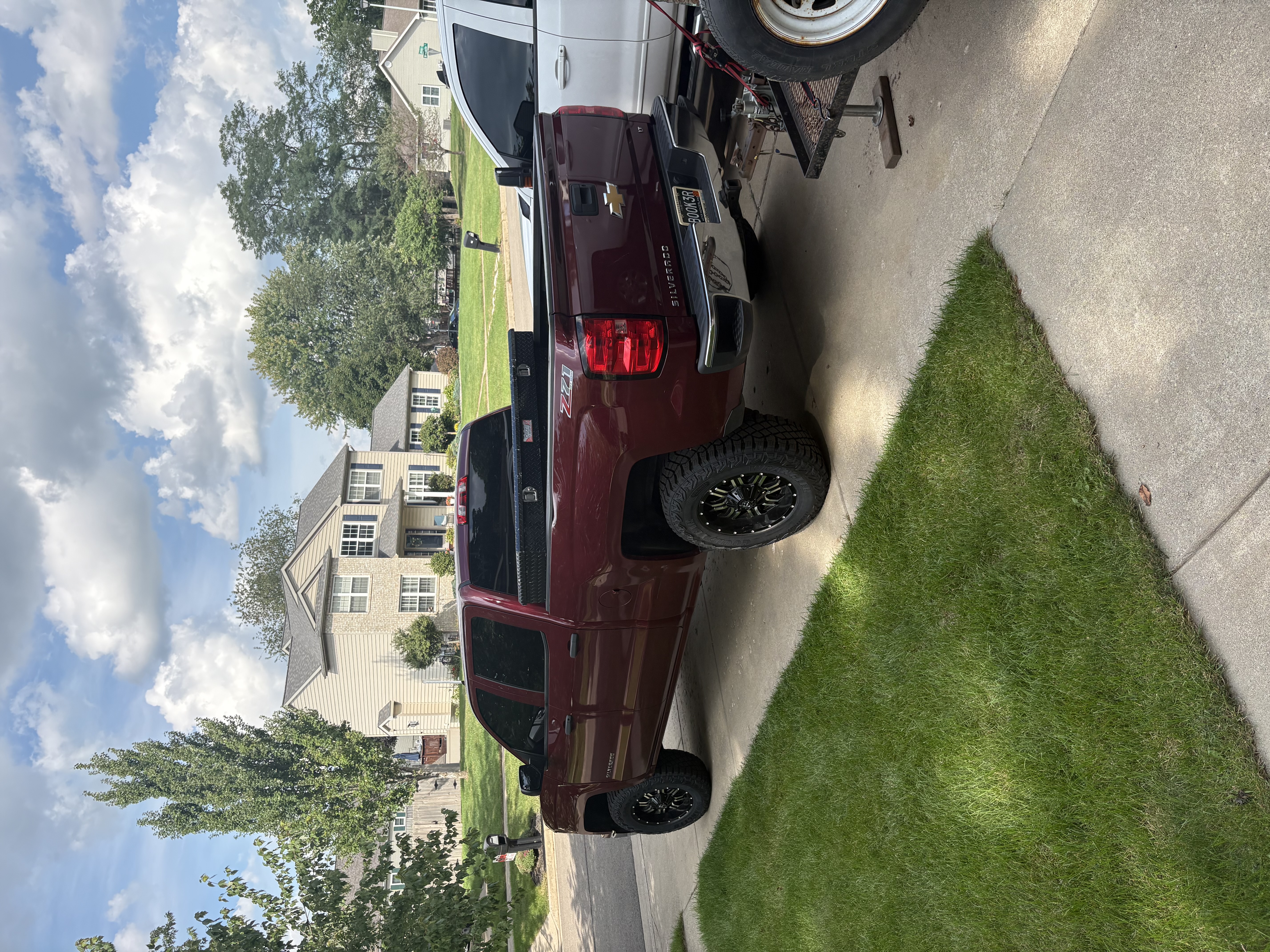 Used 2014 Chevrolet Silverado 1500 LT w/ LT Convenience Package AWD/4WD image 1