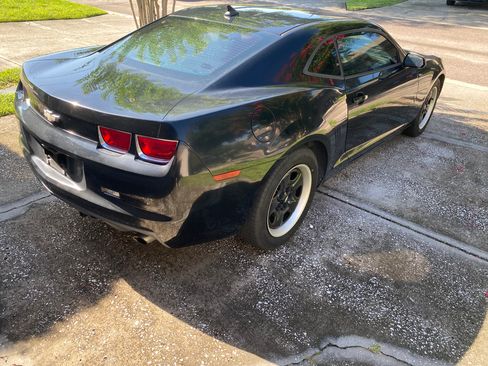 Used 2011 Chevrolet Camaro LS RWD image 11