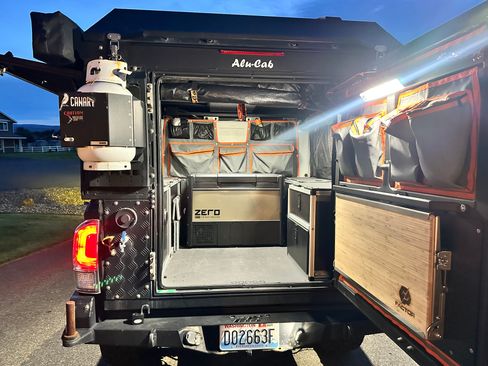 Used 2021 Toyota Tacoma TRD Off-Road w/ TRD Premium Off Road Package image 24