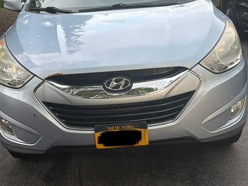 Used 2013 Hyundai Tucson Limited w/ Premium Pkg AWD/4WD image 5