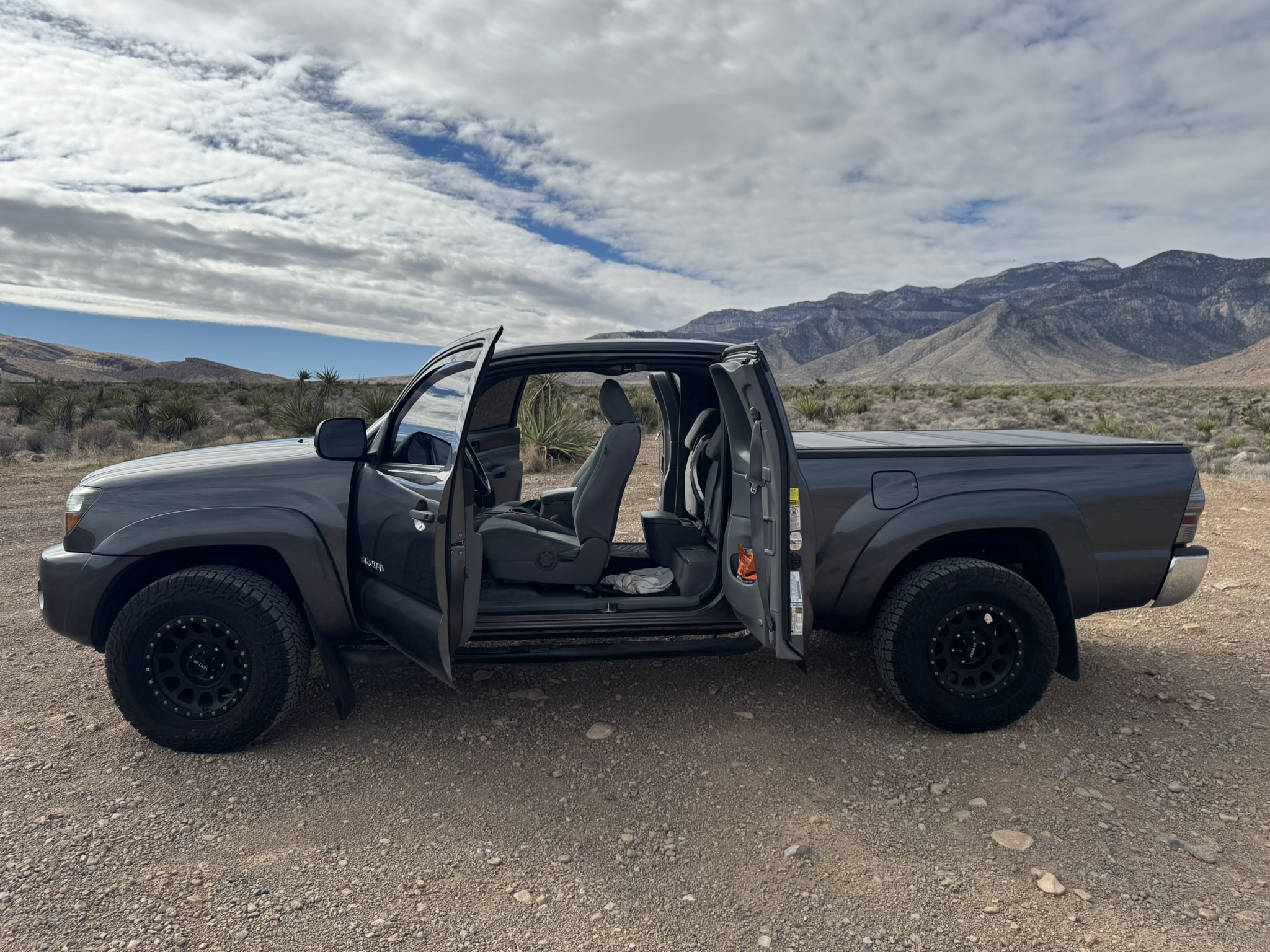 Used 2011 Toyota Tacoma 4x4 Access Cab V6 w/ SR5 Pkg #2 image 9