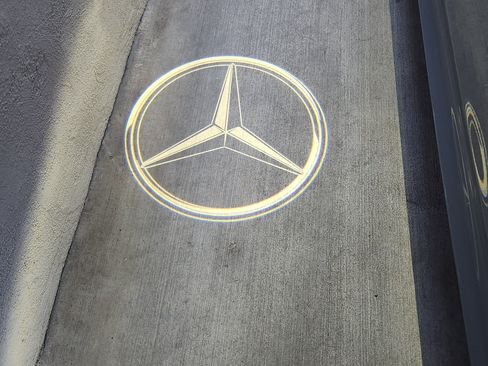 Used 2025 Mercedes-Benz CLE 450 4MATIC Cabriolet image 6