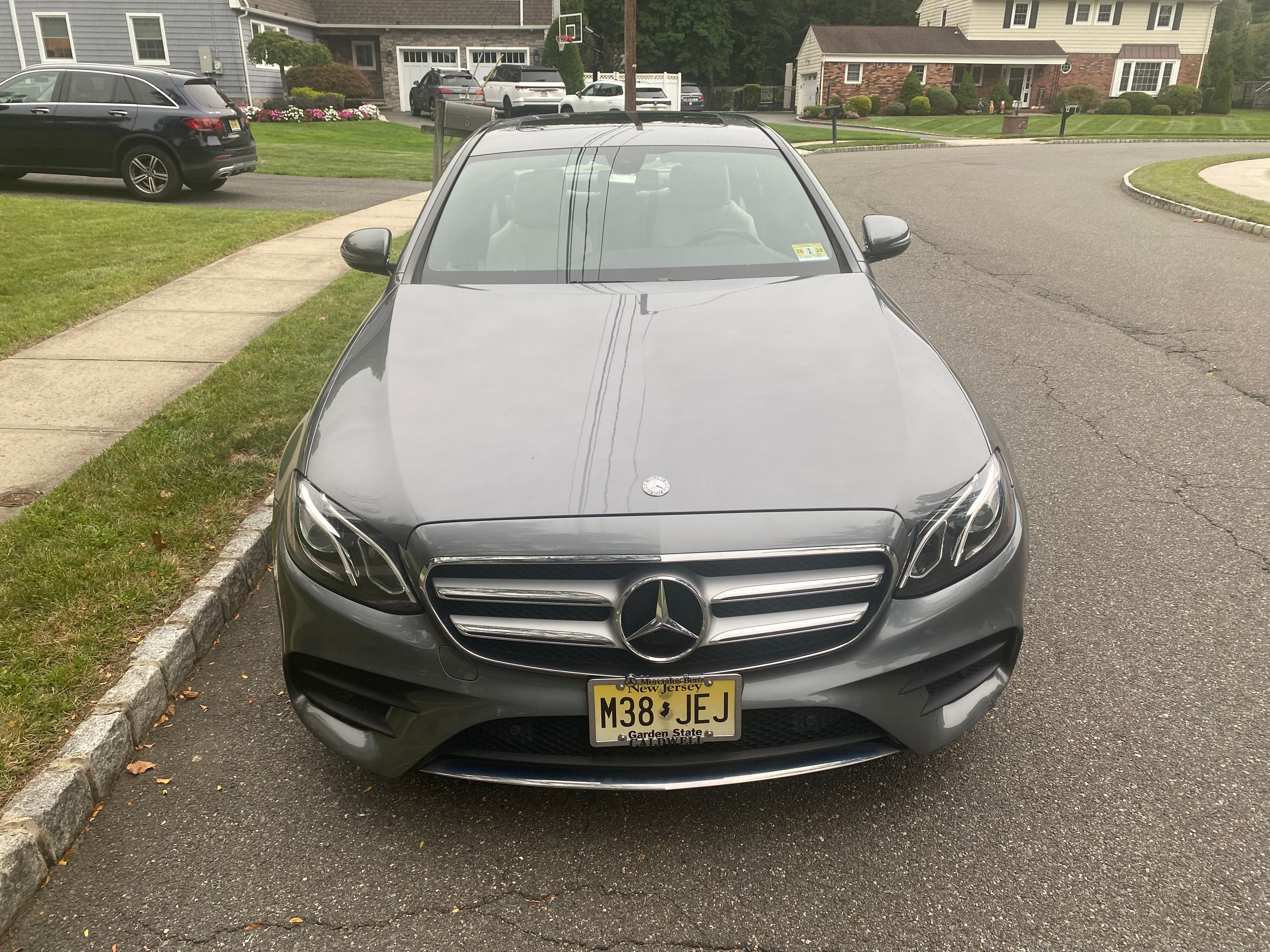 Used 2017 Mercedes-Benz E 300 4MATIC image 10