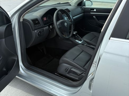 Used 2007 Volkswagen Jetta Wolfsburg Edition FWD image 8
