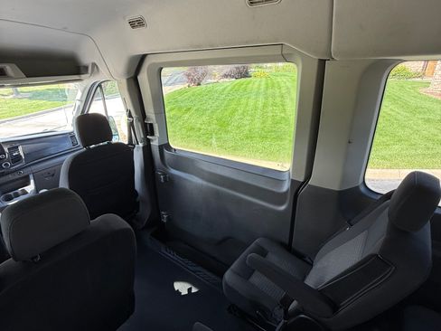 Used 2020 Ford Transit 150 XLT image 19