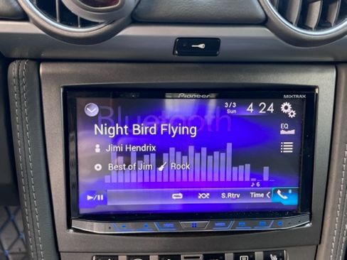 Used 2005 Porsche Boxster S image 31