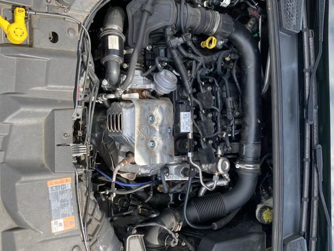 Used 2016 Ford Focus SE FWD image 11