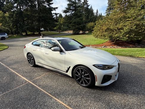 Used 2022 BMW 430i Gran Coupe w/ M Sport Package RWD image 9