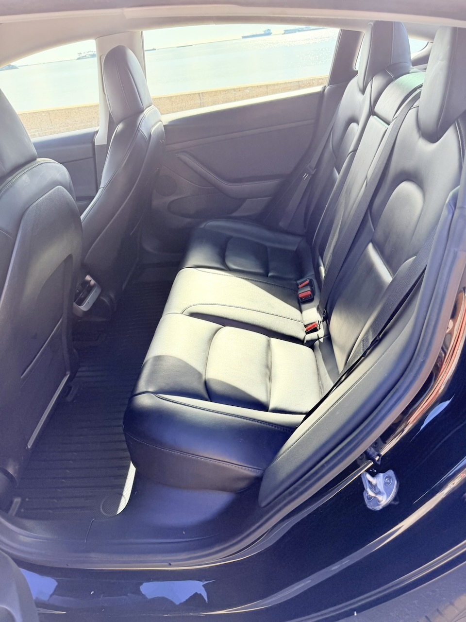 Used 2022 Tesla Model 3 RWD image 11