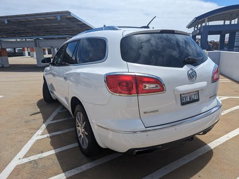 Used 2016 Buick Enclave Leather image 4